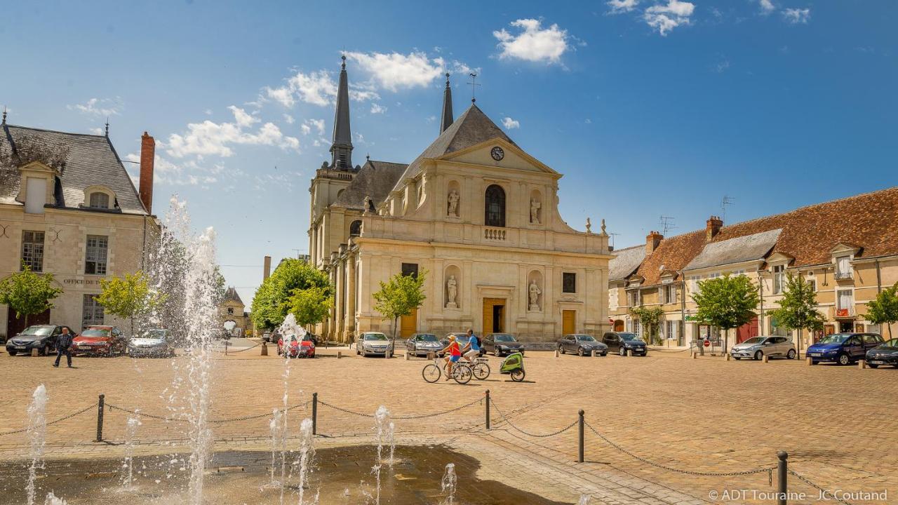 Gite Le Petit Puits A Richelieu Exterior foto